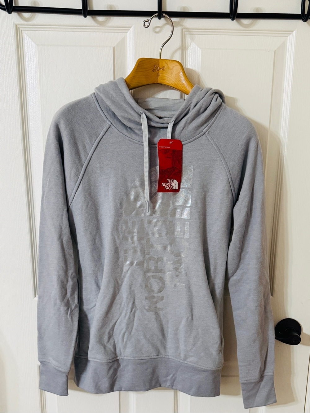 The North Face Men’s Light Gray Pullover Hoodie Sweater